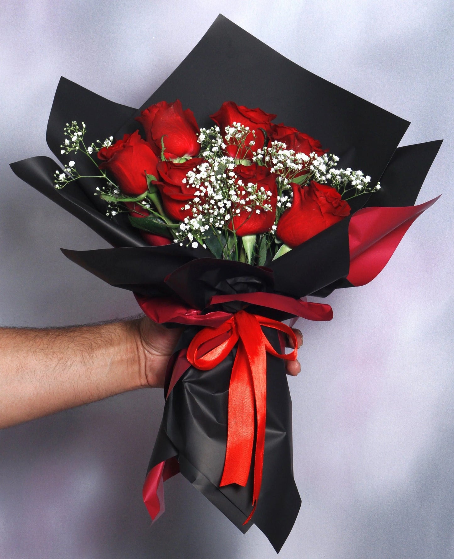 10 Classic Red Roses